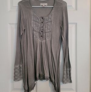 Knox Rose Long Sleeved Gray Blouse